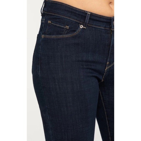 Levi's Classic Bootcut Dark Wash Jeans Mid Rise Women's Size 18W - Picture 5 of 14